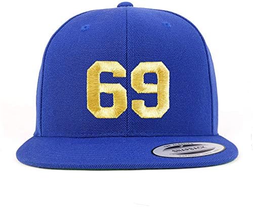 Modna trgovina 's 69' s baseball kapa s ravnim vizirom ukrašena zlatnim koncem